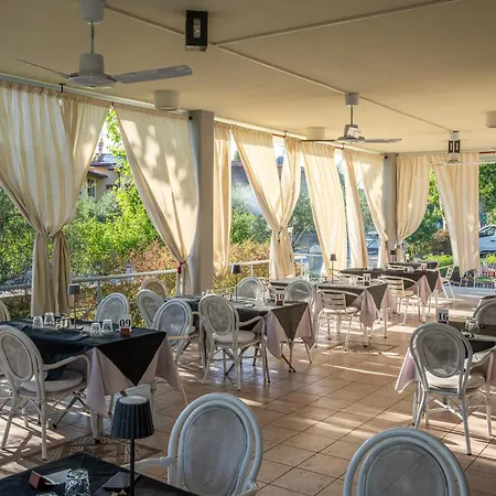 Hotel La Carica