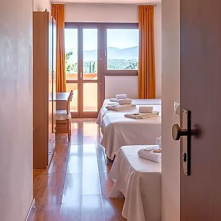 호텔 La Carica 3*