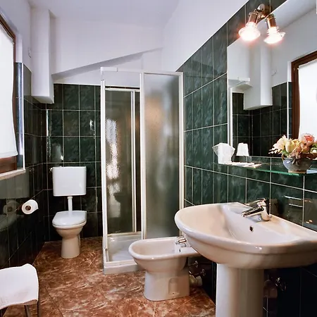 La Carica Hotel 3*