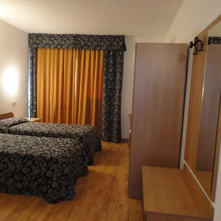 La Carica 3*