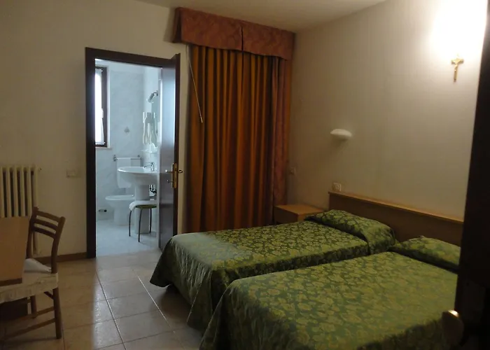 Hotel La Carica 3*